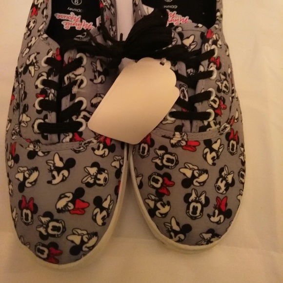 Disney Shoes - N/WOT Disney Minnie Mouse Canvas Flats Size 11
